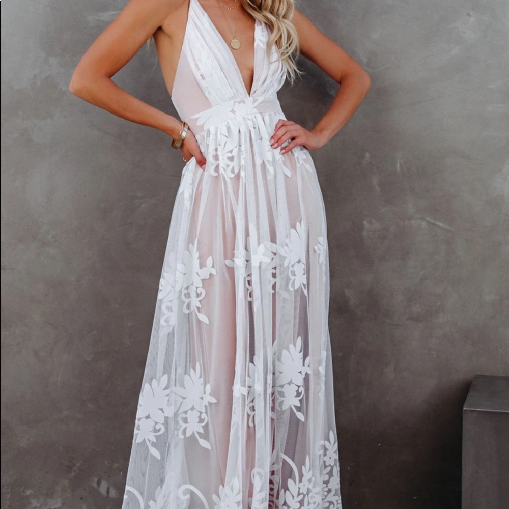 Vici Antonia Maxi dress
